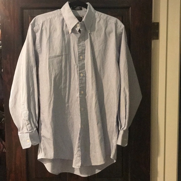 Blue & White Striped Button-Down 🔹 - Picture 5 of 5